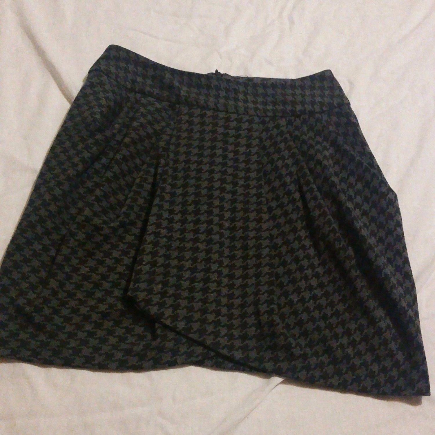 Womens Final Touch Mini Skirt Size Small Black Gray Houndstooth Career Wear