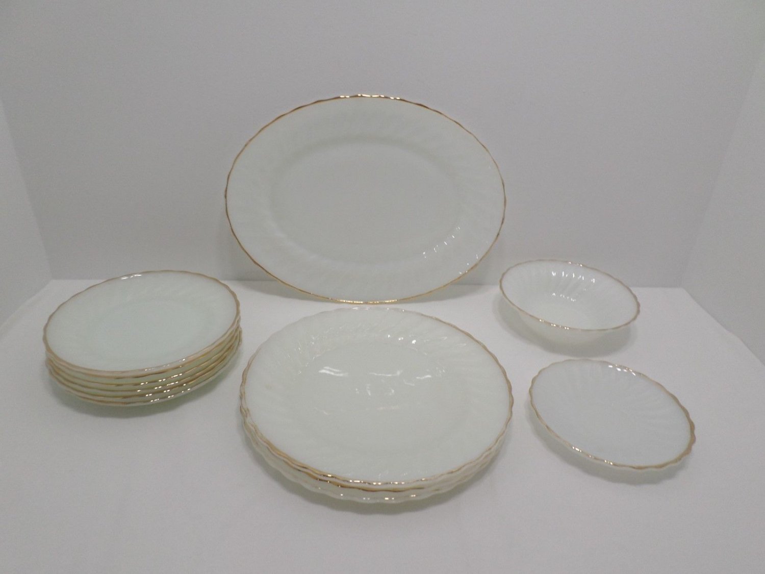 Anchor Hocking Fire King Dinnerware Made in USA 12 Pieces