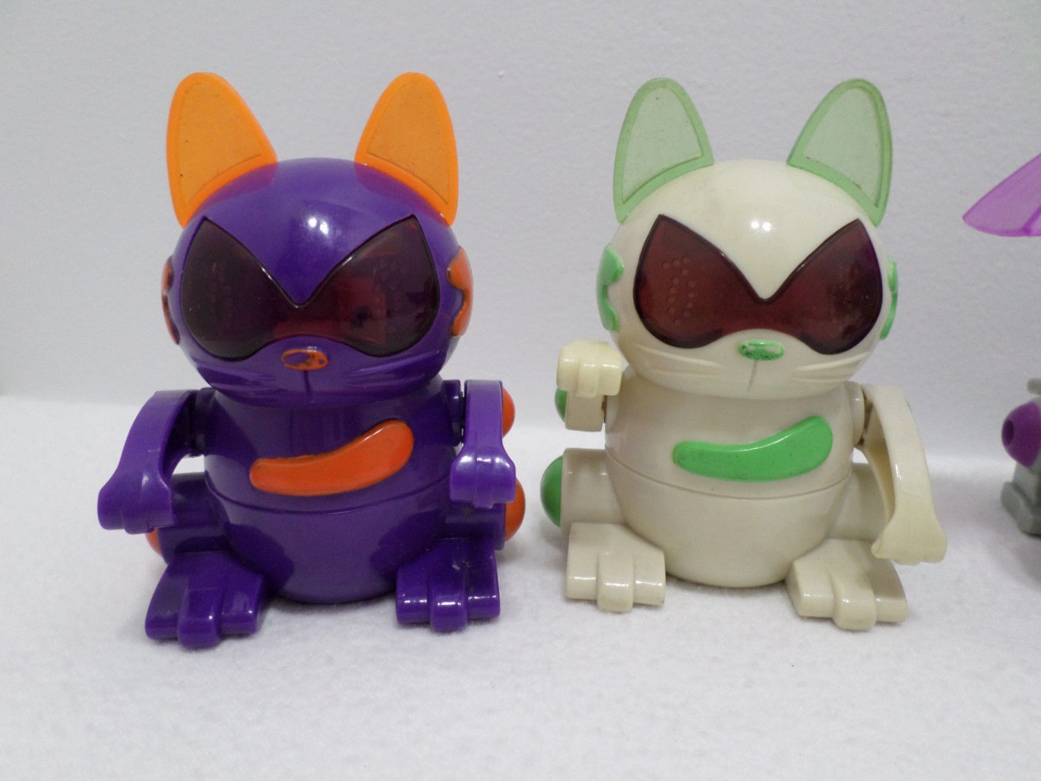 McDonalds Happy Meal Toys Tiger Electronics Dino Chi Cats Sega Po Sega ...