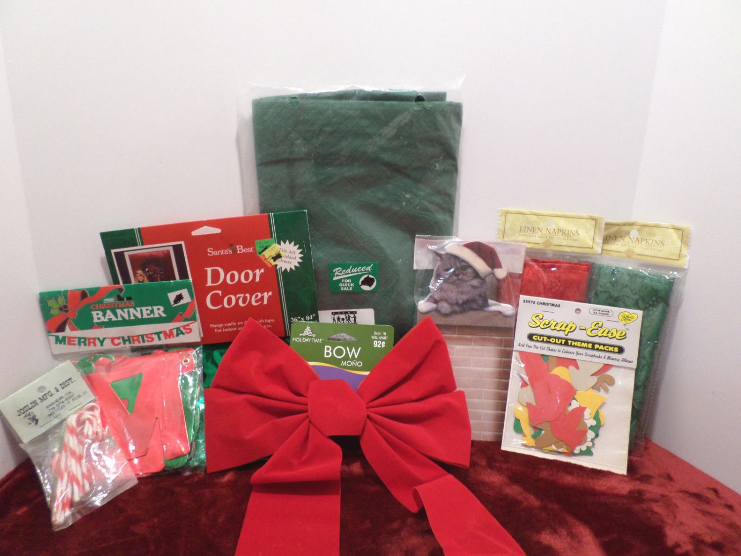 Christmas Party Pack Paper Table Cover Banner Door Cover Linen Napkins