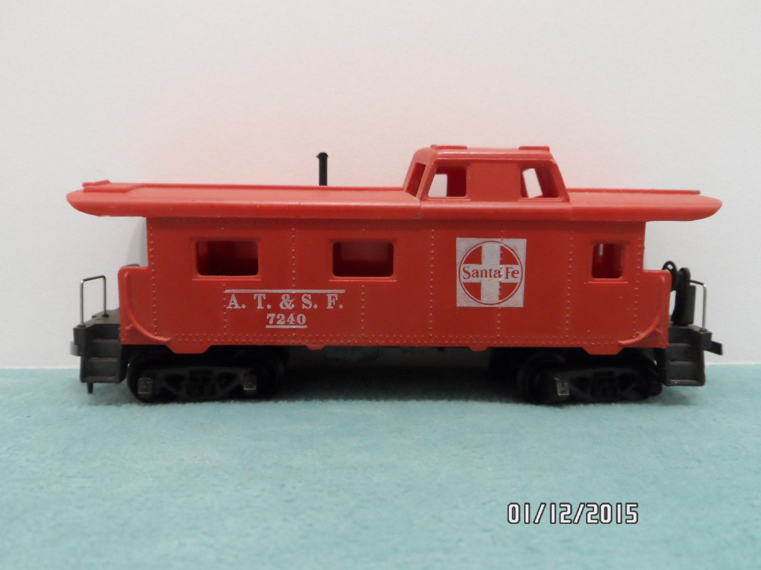 Vintage HO Scale Train Caboose Sante Fe Red by Tyco