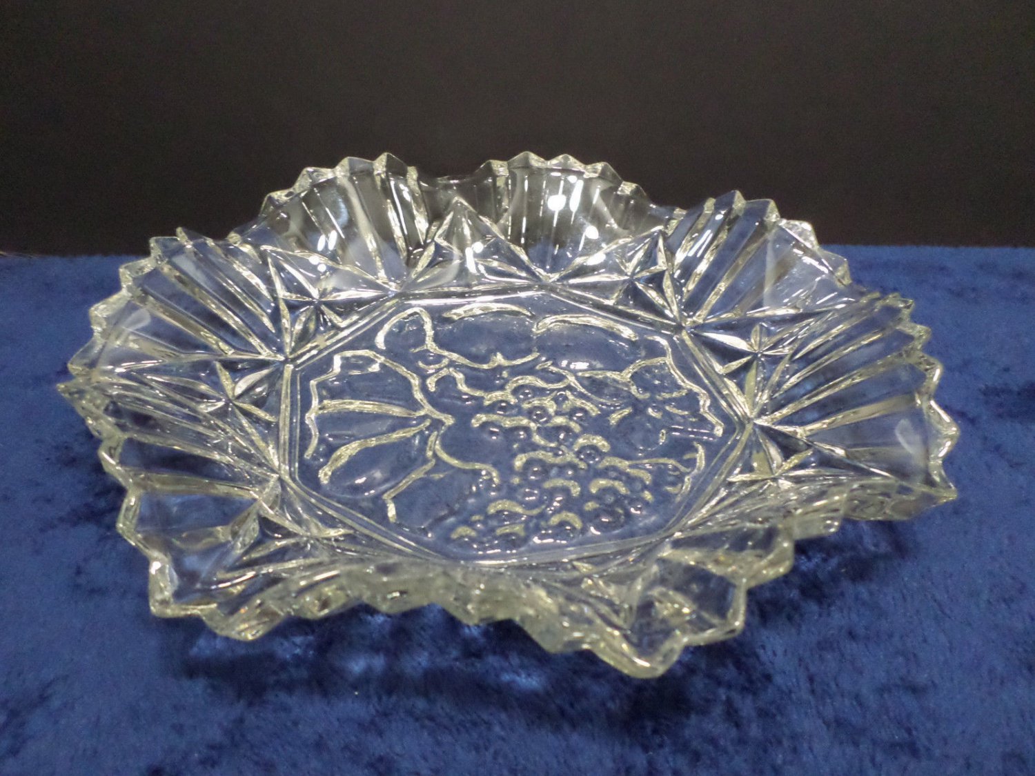 Vintage Fruit Bowl Clear Glass with a Ruffled Edge