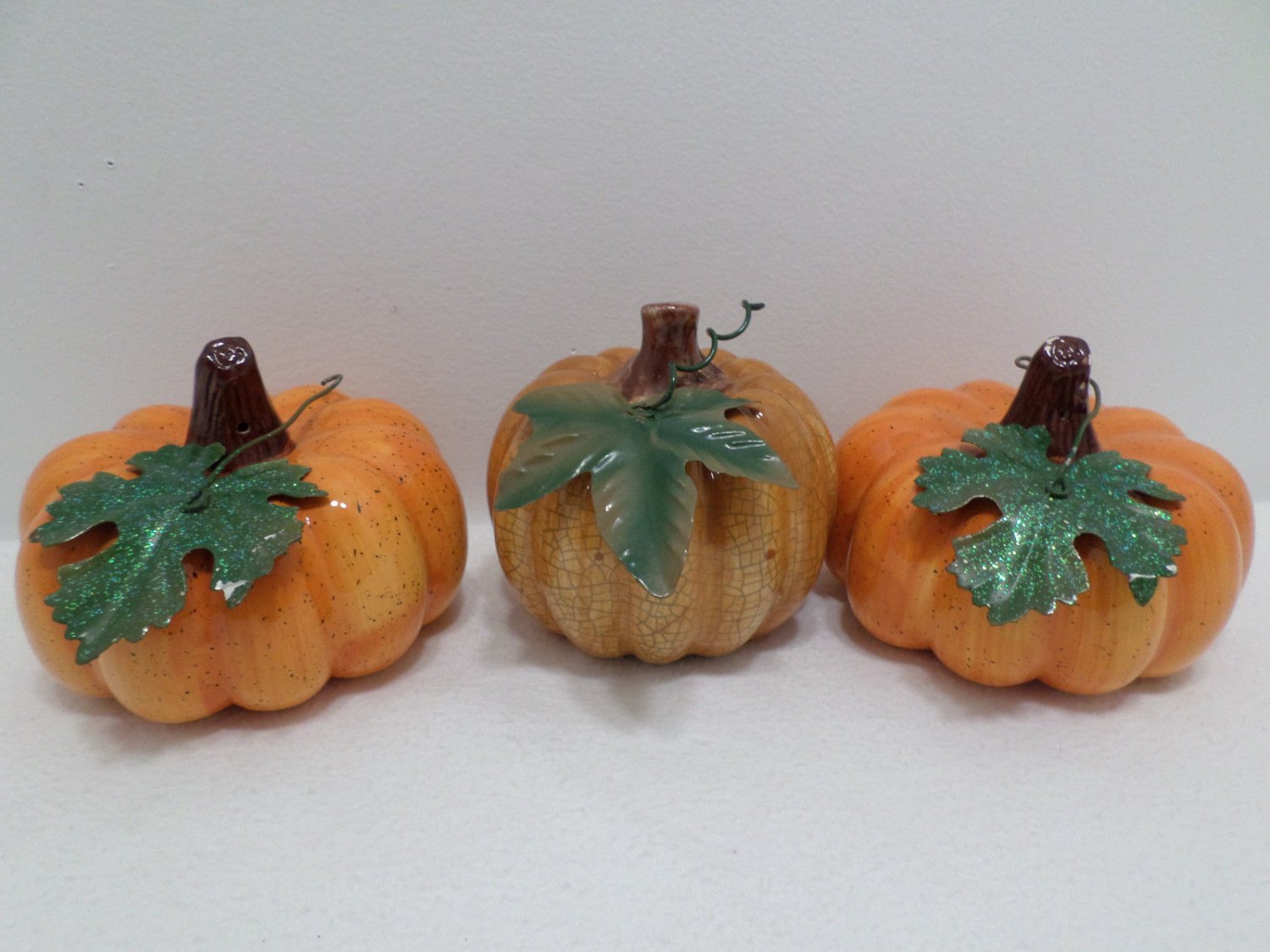 Pumpkins Orange Ceramic with Metal Leaves Thanksgiving Fall Halloween