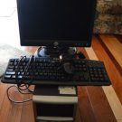 Hp compaq desktop With Monitor / Keyboard / Mouse