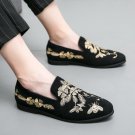 Men's fashionable embroidered loafers