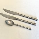 TOWLE LIVING COLLECTION CALYPSO 9" Stainless Dinner Knives 6.25" Spoon Wavy Grip