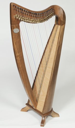 22 String Claddagh Harp Walnut