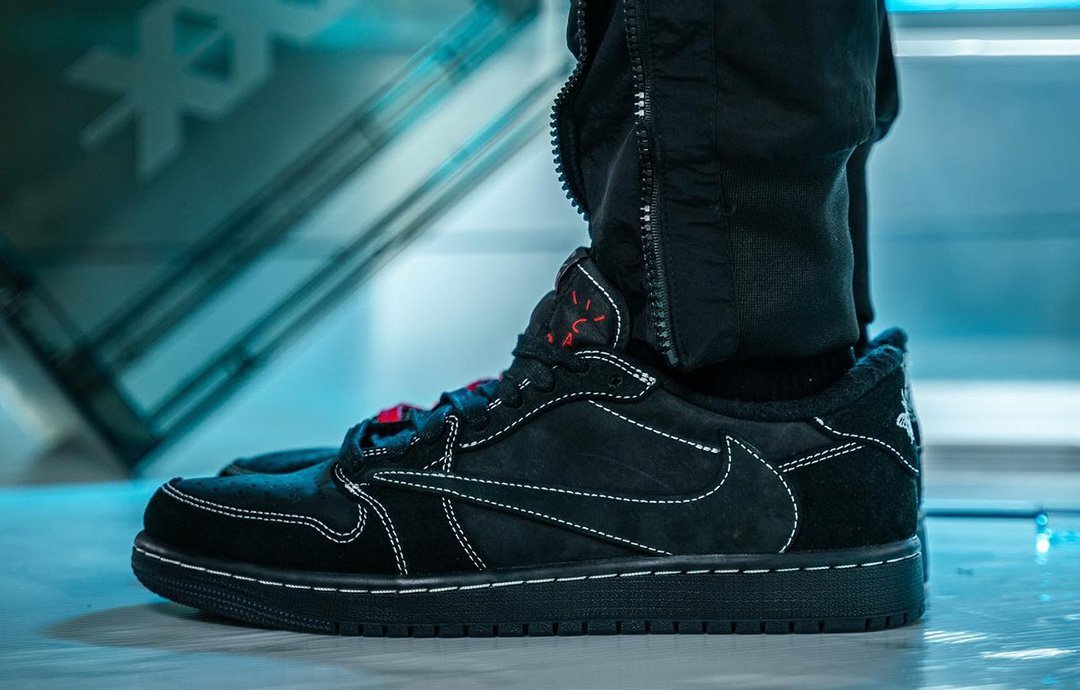 Air Jordan 1 Low Black Phantom DM7866-001
