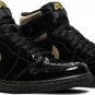 Mens Wmns Air Jordan 1 Retro High OG Black Metallic Gold 555088 032