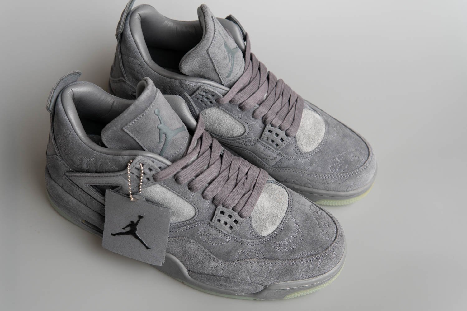 Jordan 4 Retro Kaws Grey