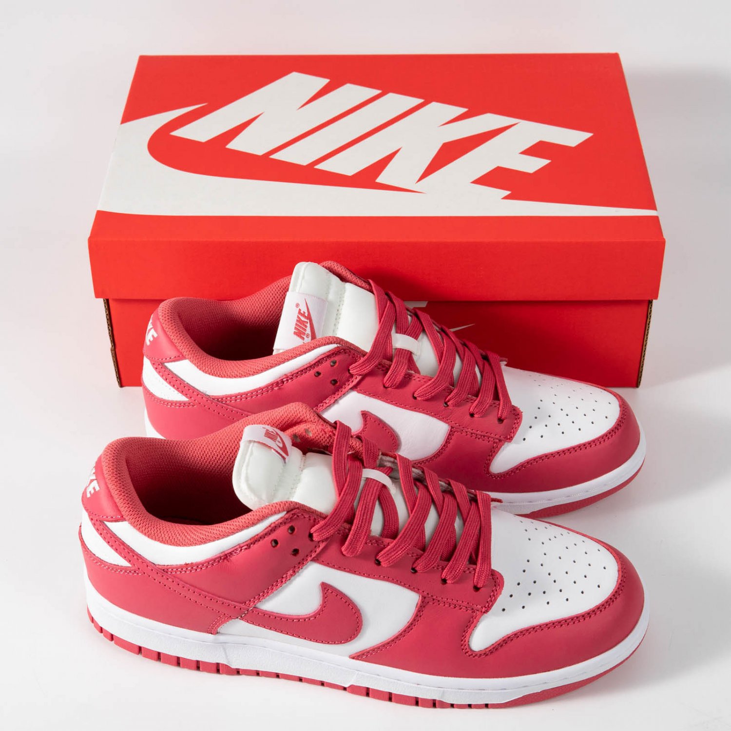 Nike Dunk Low Archeo Pink