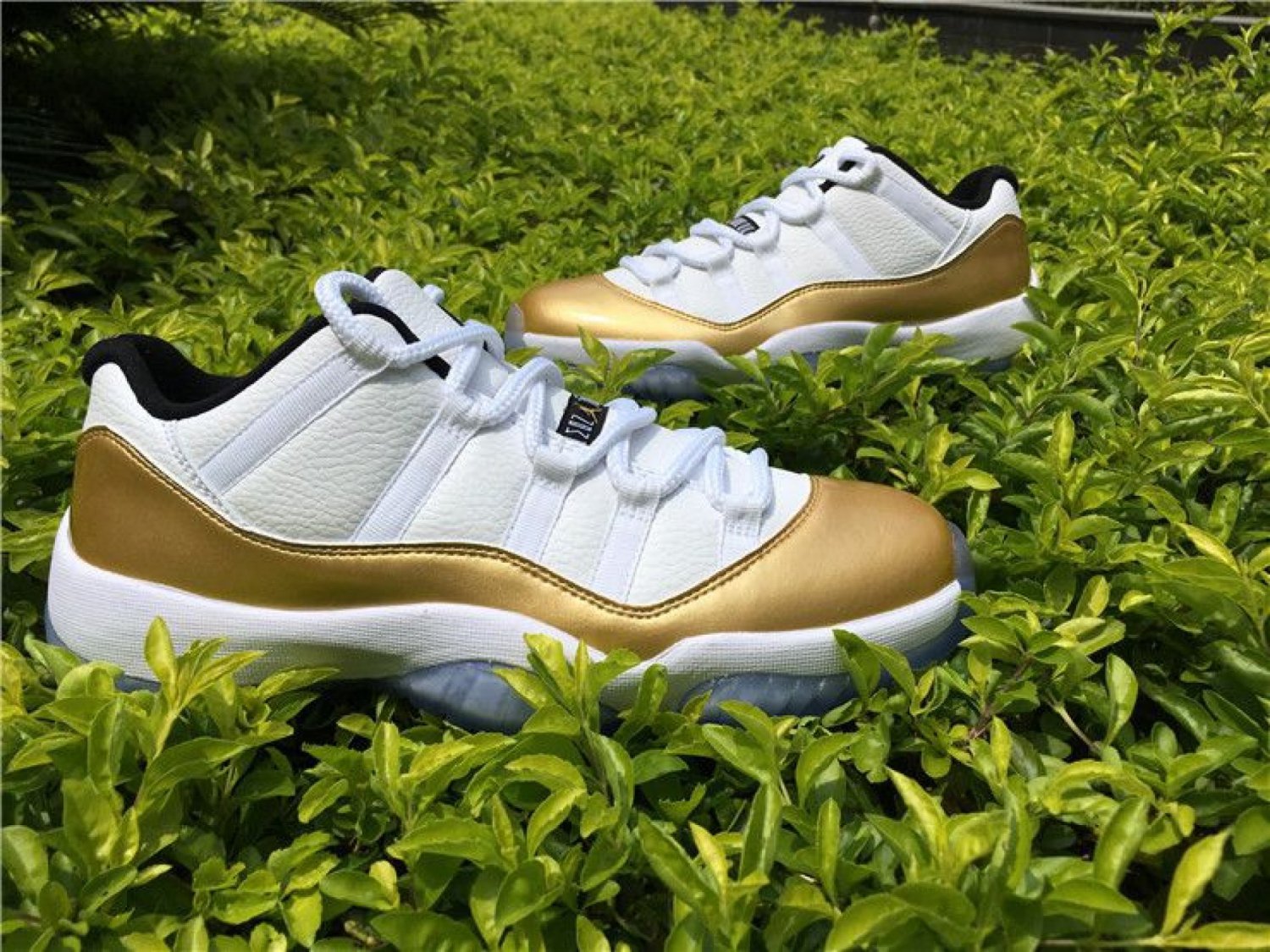 Men & Wmns Air Jordan 11 Retro Low &acirc;��Closing Ceremony&acirc;�� WhiteMetallic Gold