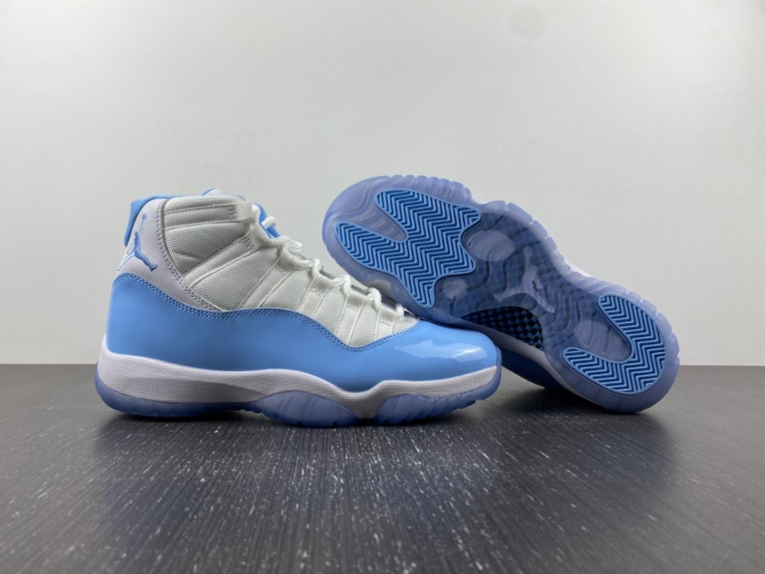 Men & Wmns Air Jordan 11 UNC White University Blue