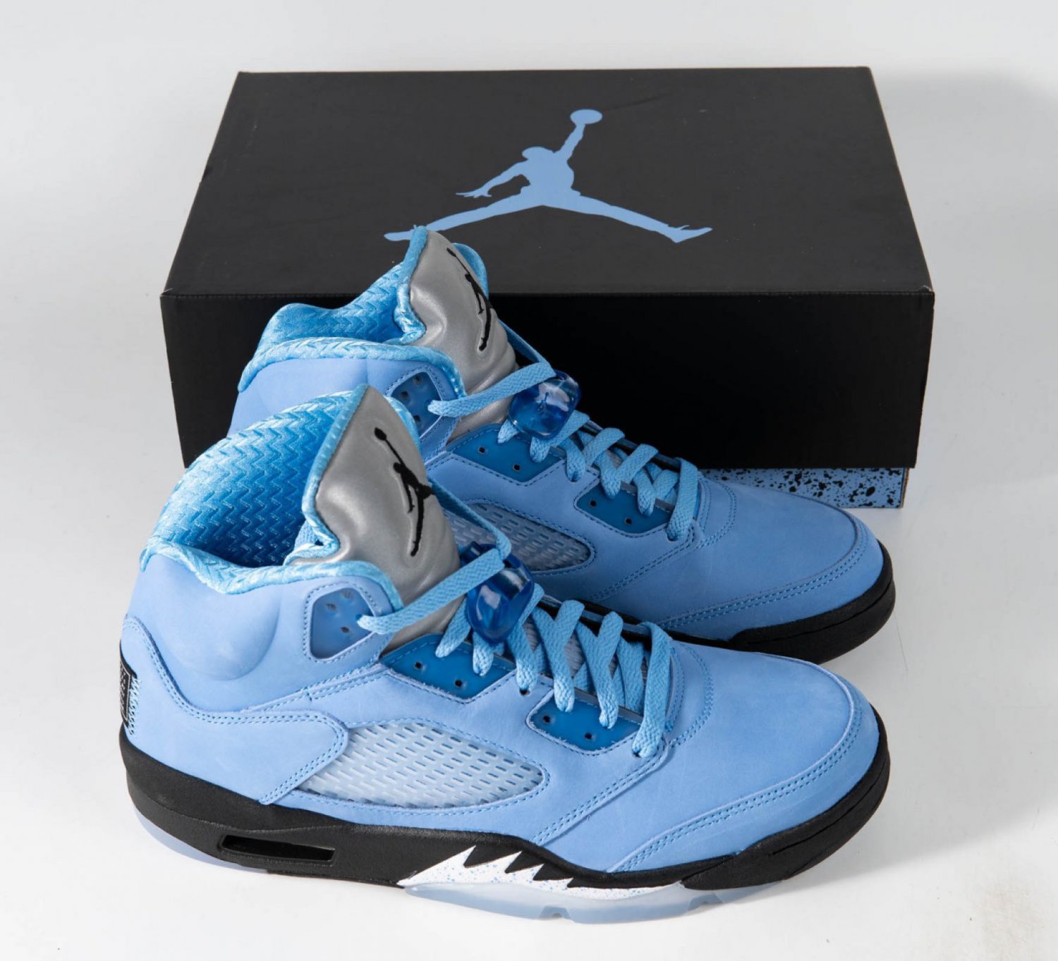Men & Wmns Jordan 5 Retro UNC University Blue