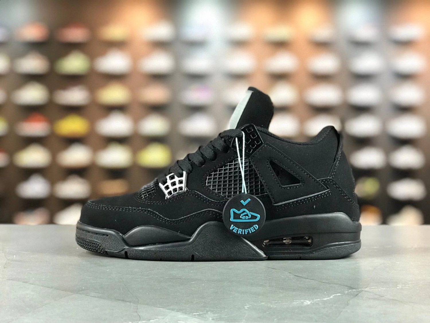 Men & Wmns Jordan 4 Retro Black Cat (2020)