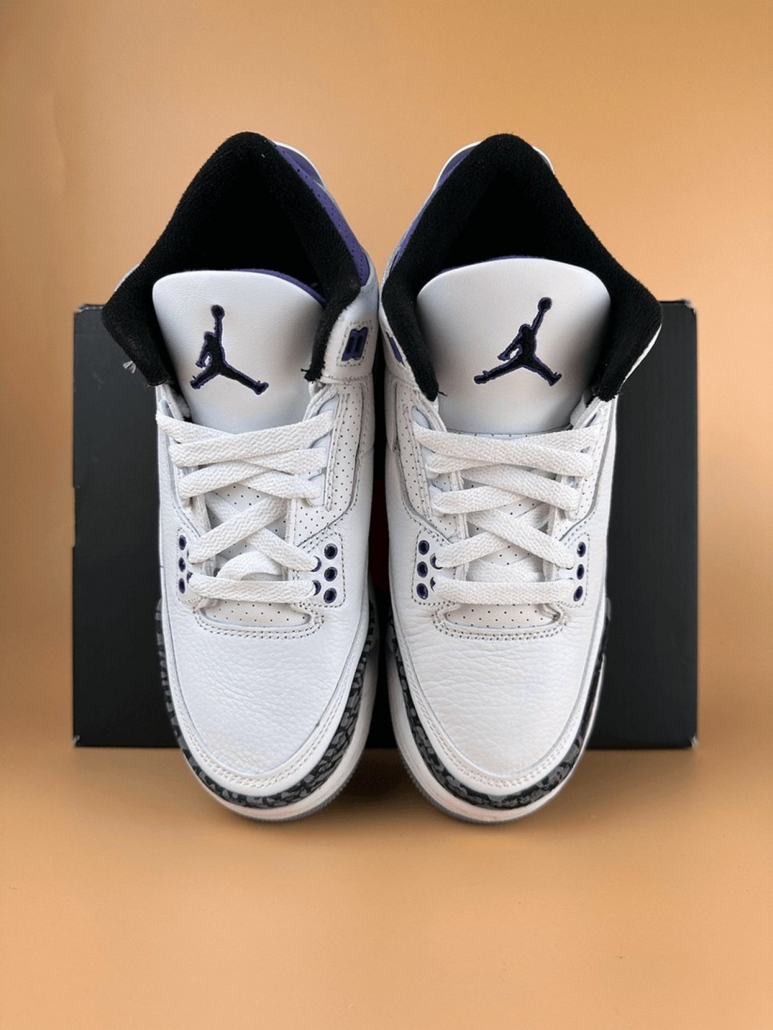 Men & Wmns Jordan 3 Dark Iris