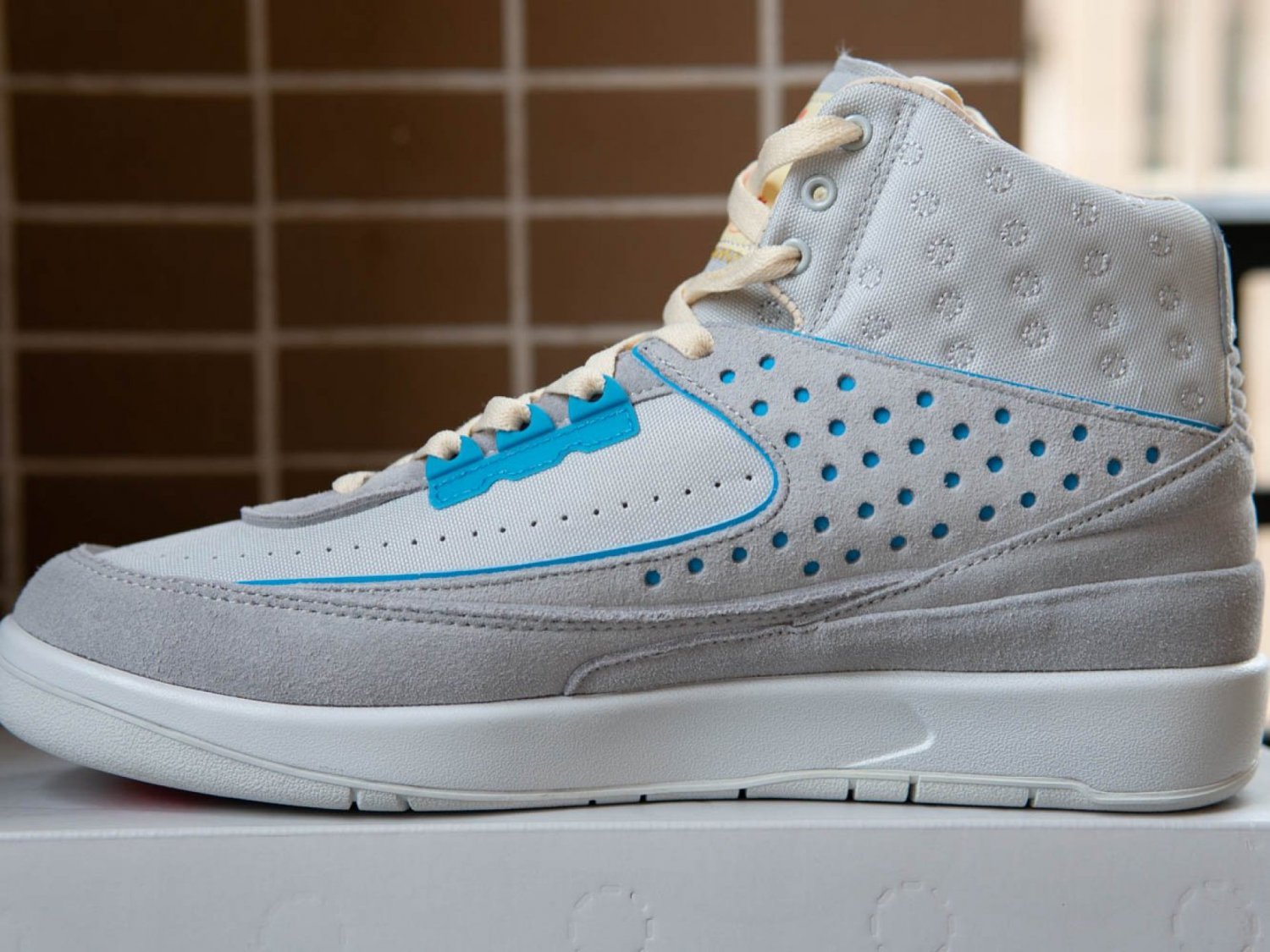 Men & Wmns Jordan 2 Union Grey Fog