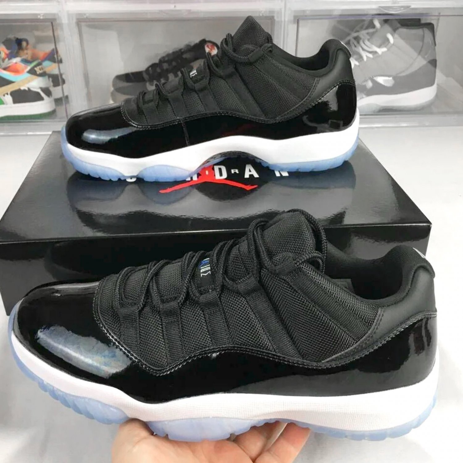 Men & Wmns Jordan 11 Retro Low  Space Jam  919712-041
