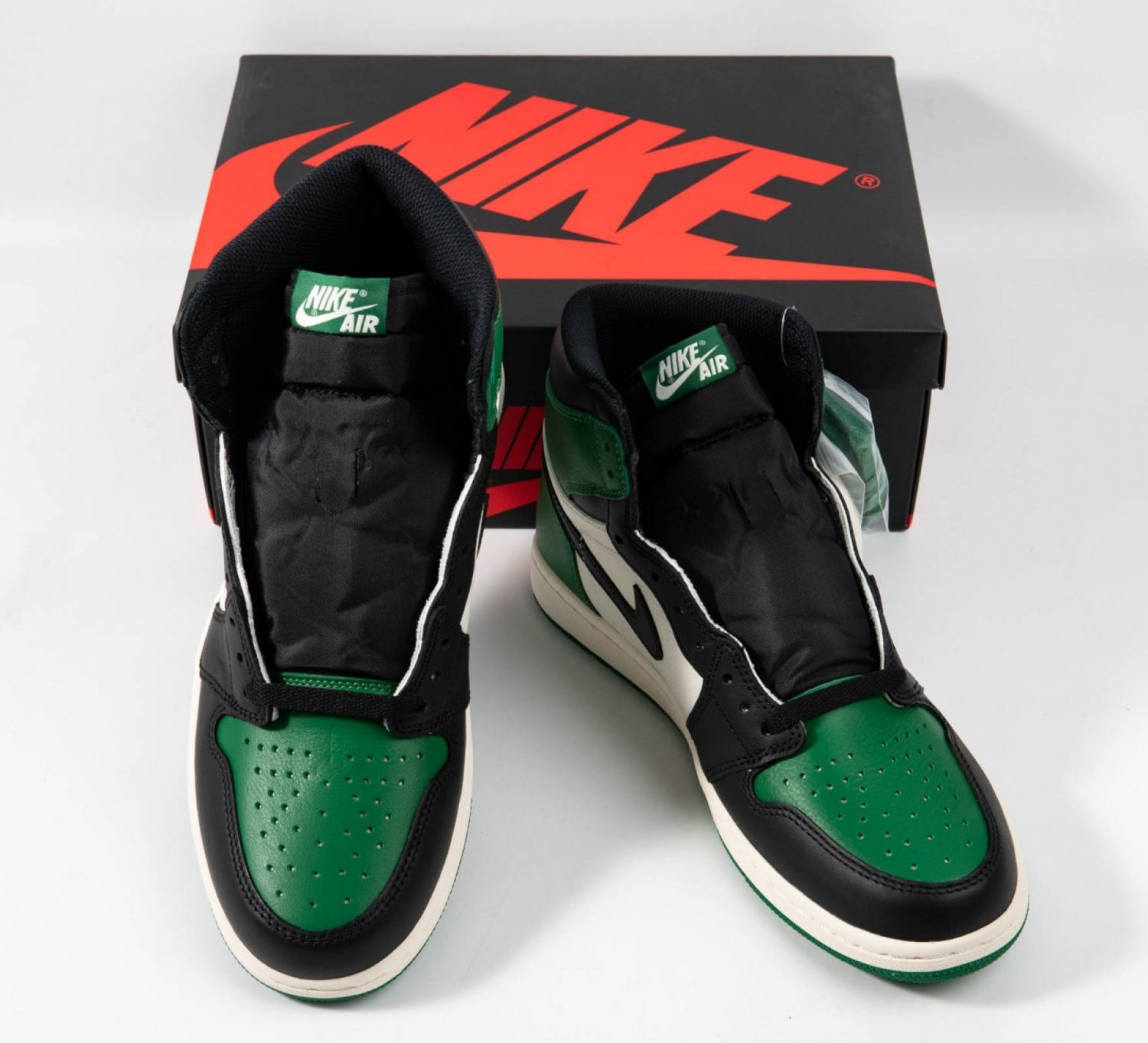 Men & Wmns Jordan 1 Retro High Pine Green