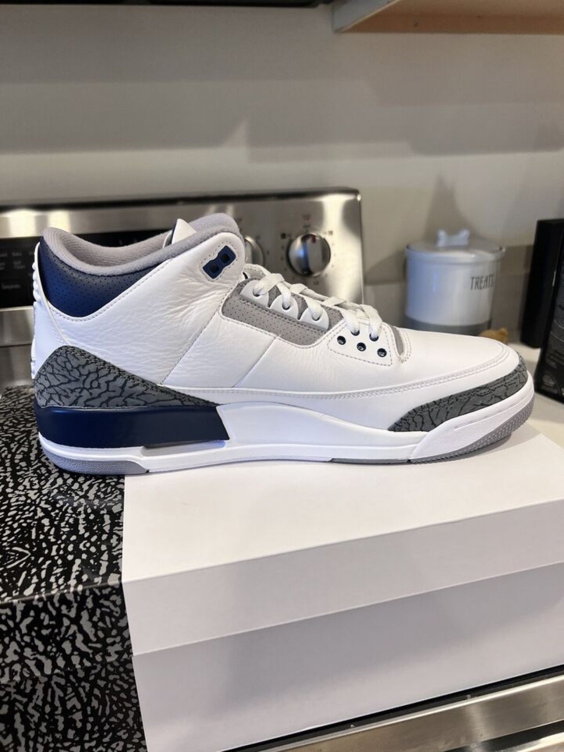Men & Wmns Jordan Retro 3 &acirc;��Midnight Navy&acirc;��