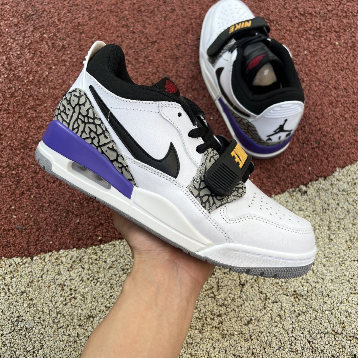 Men & Wmns Jordan Legacy 312 Low Lakers CD7069-102