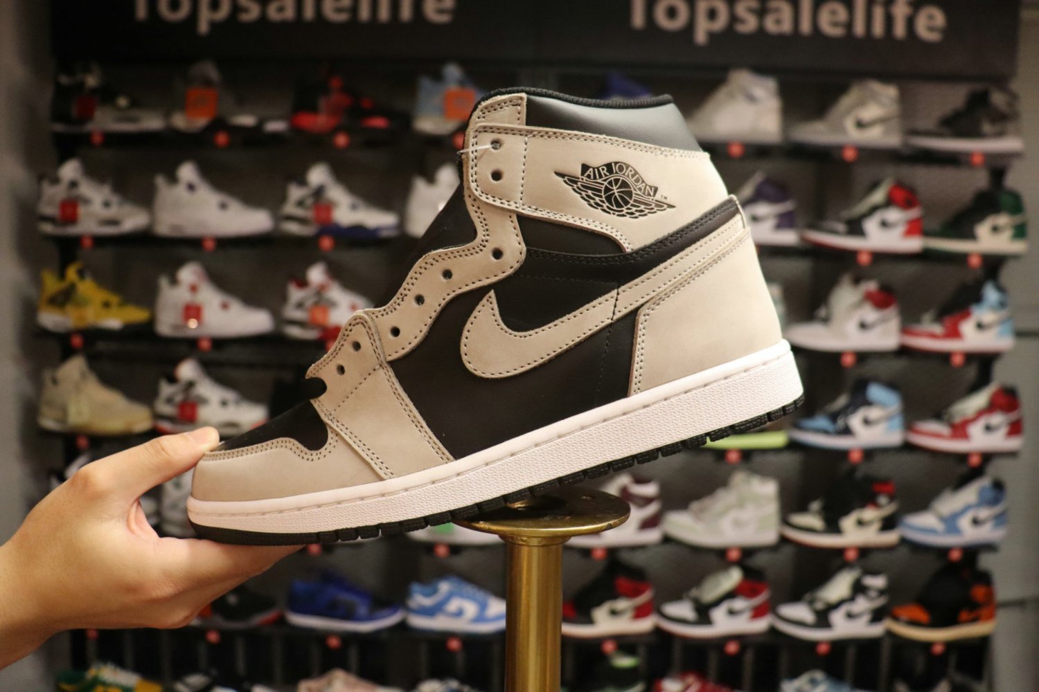 Men & Wmns Jordan 1 Retro High OG 'Shadow 2.0'