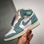 Men & Wmns Jordan 1 Retro High Turbo Green_2