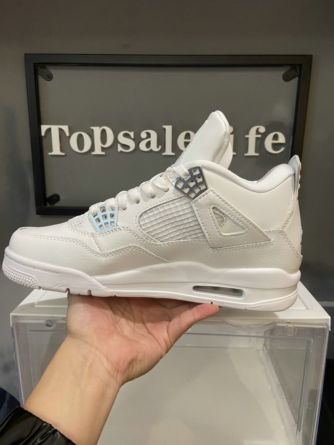 Men & Wmns Jordan 4 Retro Pure Money (2017)_2