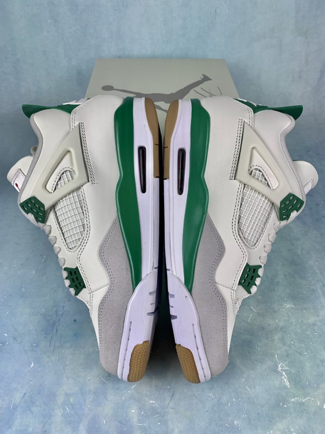 Men & Wmns Jordan 4 Retro SBPine Green DR5415-103