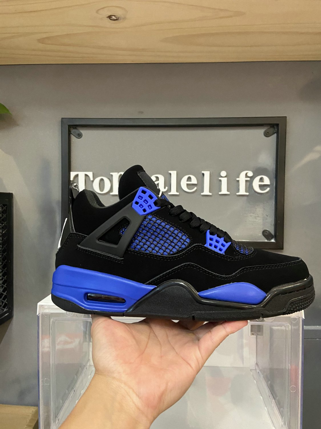 Men & Wmns JORDAN 4 x BLUE THUNDER
