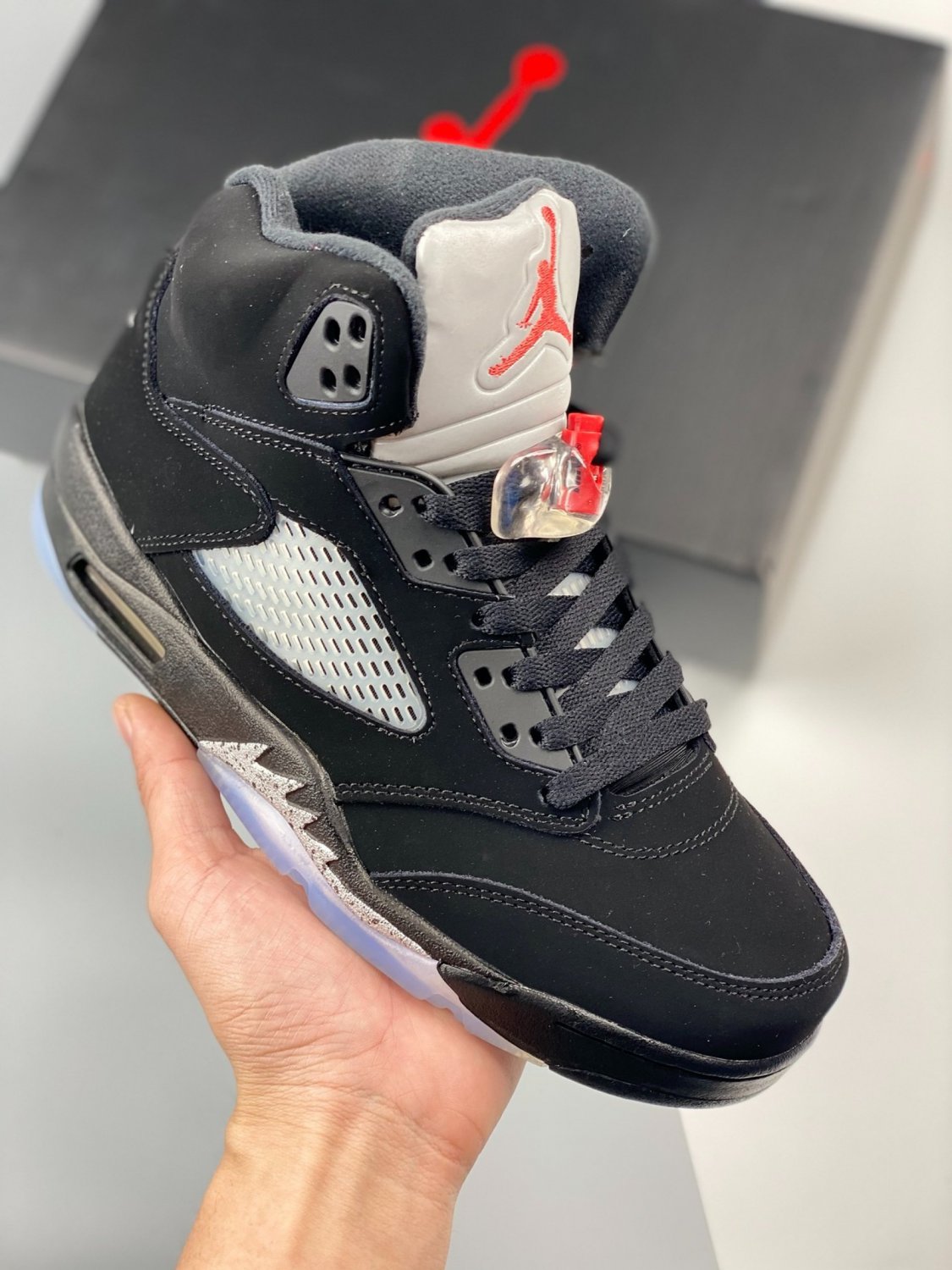 Men & Wmns Jordan 5 Retro Black Metallic