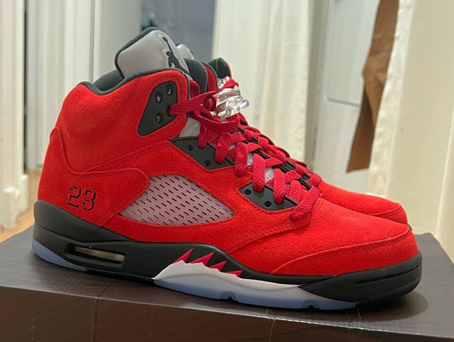 Men & Wmns Jordan 5 Retro Red Suede Raging Bull Toro