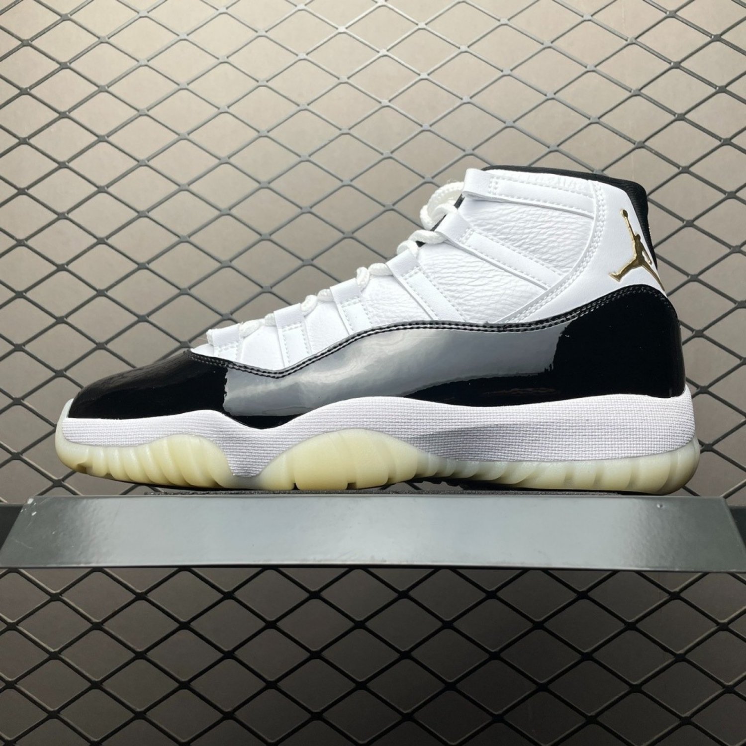 Men & Wmns Jordan 11 Retro DMP Gratitude (2023)_1