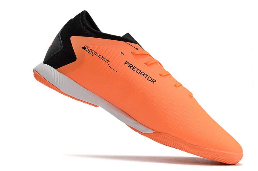 Men's& woman'sPredator Accuracy.3 Low Indoor Heatspawn - Solar OrangeBlack