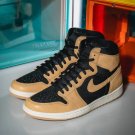 Air Jordan 1 High OG Heirloom