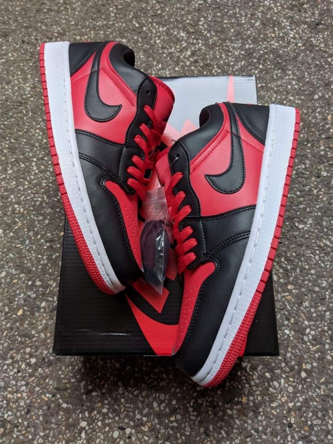 Air Jordan 1 Low &acirc;��Banned&acirc;��