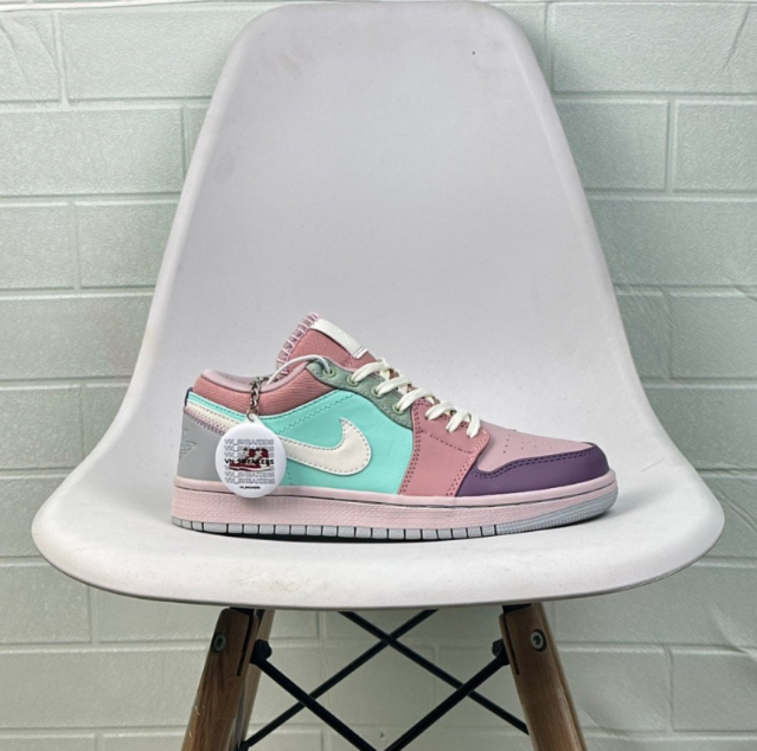 Air Jordan 1 Low Easter Pastel