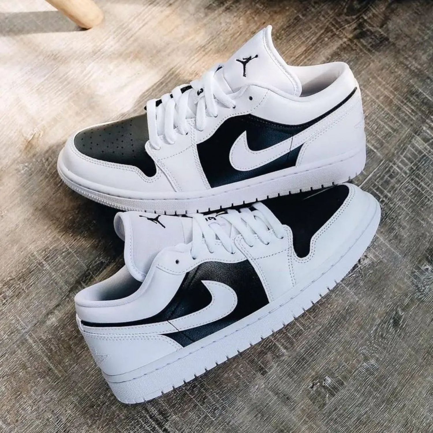 Air Jordan 1 Low 'Panda' White