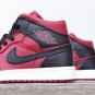 Air Jordan 1 Mid Reverse Banned 554724-601