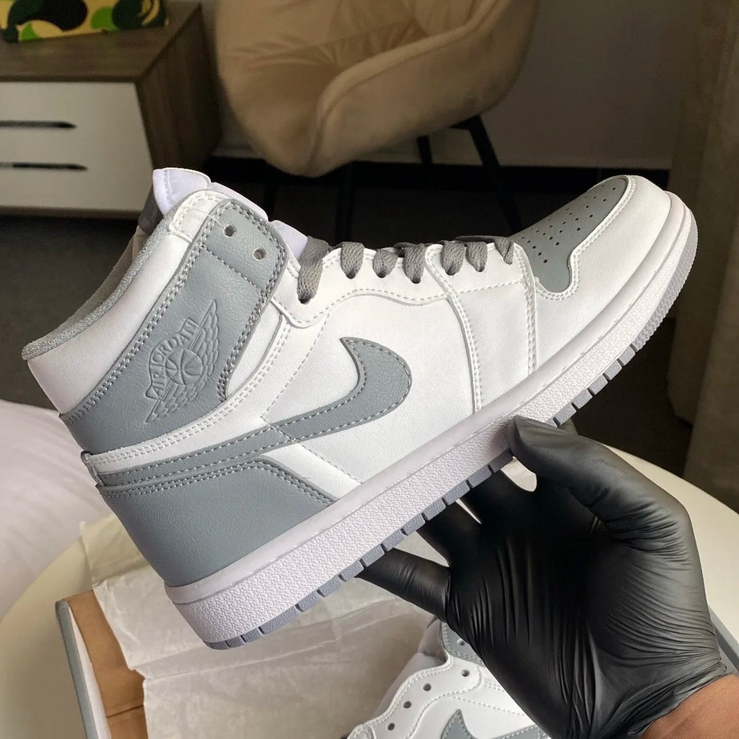 Air Jordan 1 Retro High OG &acirc;��Stealth&acirc;��