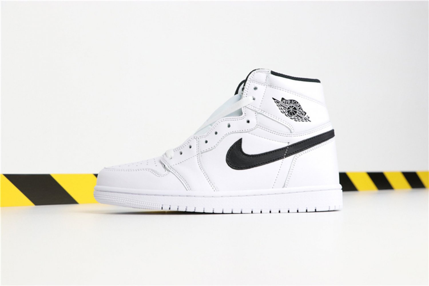 Air Jordan 1 Retro High OG &acirc;��Premium Essentials&acirc;�� White For Sale