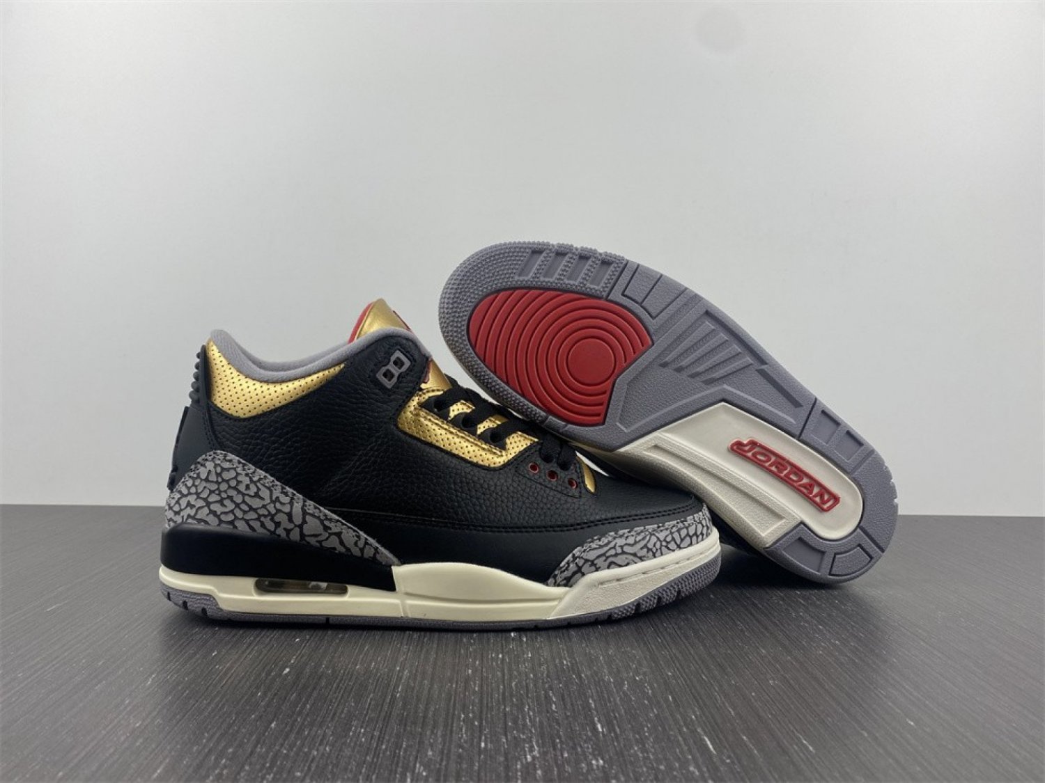 Air Jordan 3 BlackFire Red-Metallic Gold-Cement Grey