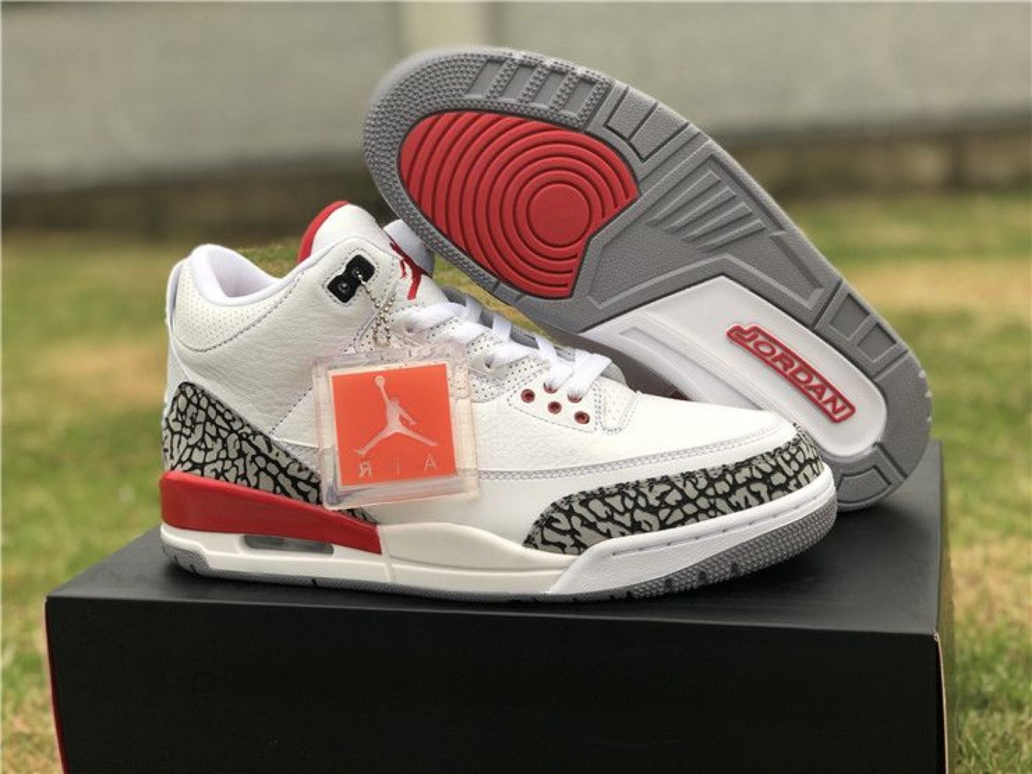 Air Jordan 3 Katrina