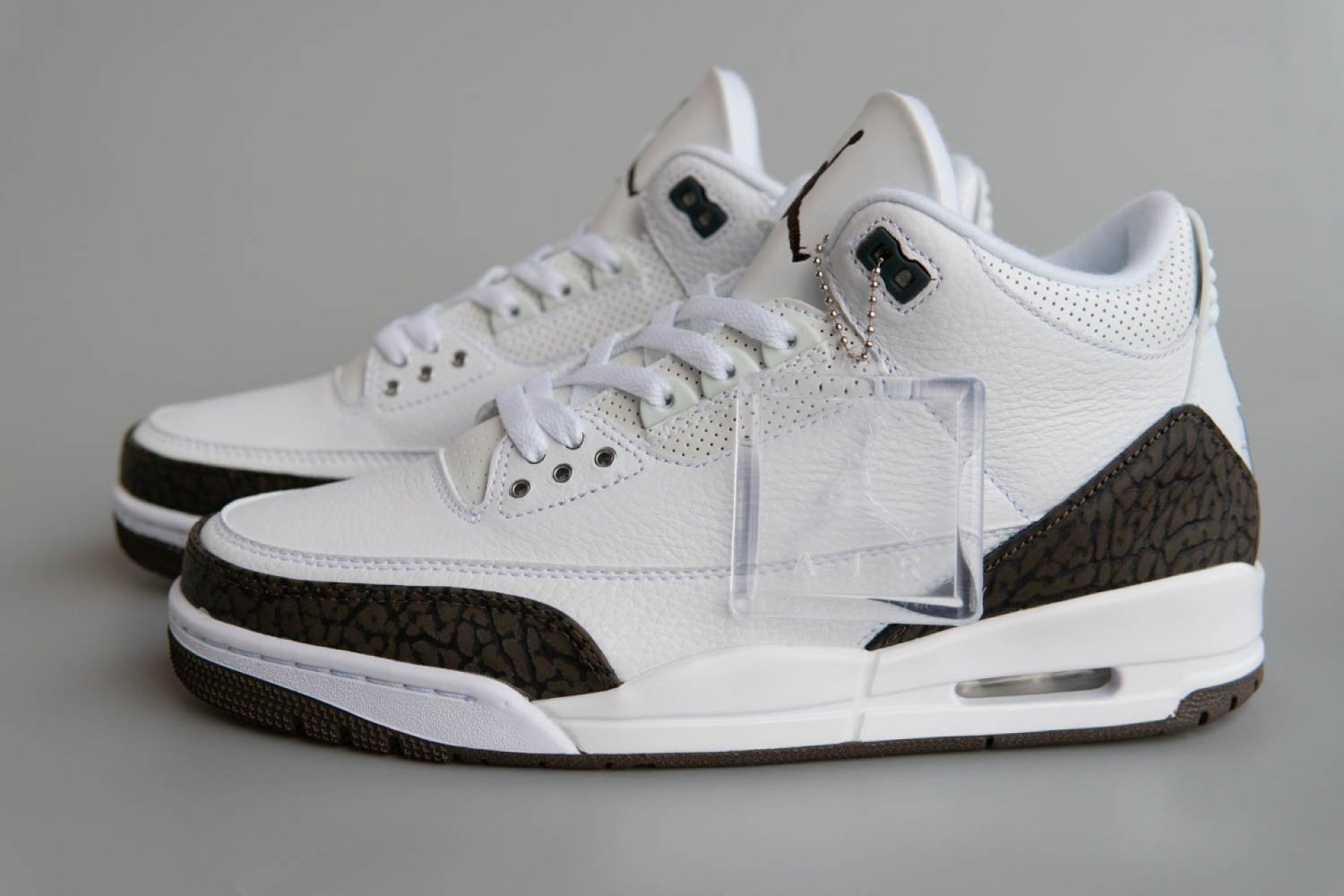 Air Jordan 3 Retro Mocha
