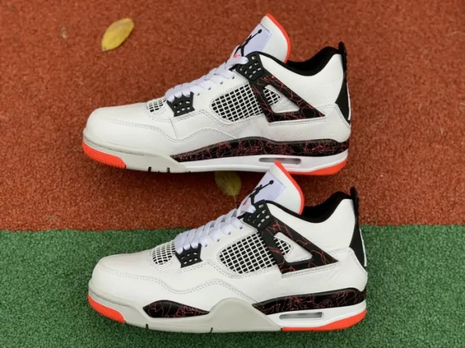 Air Jordan 4 &acirc;��Pale Citron&acirc;��