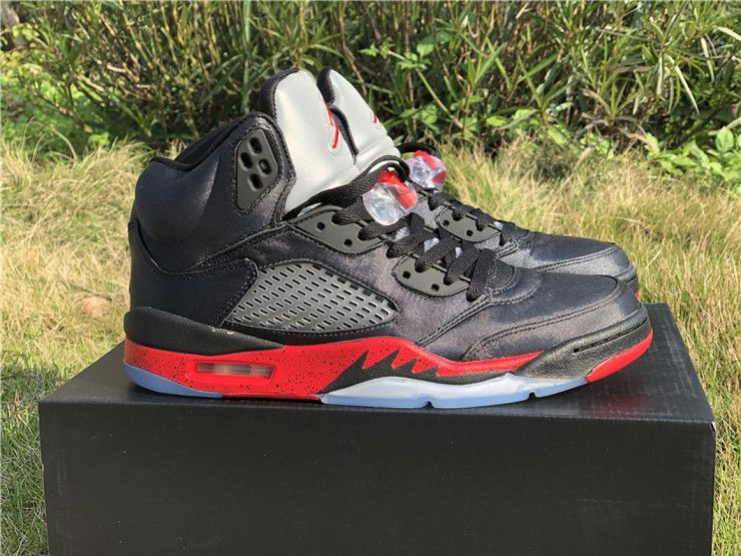 Air Jordan 5 Satin Bred