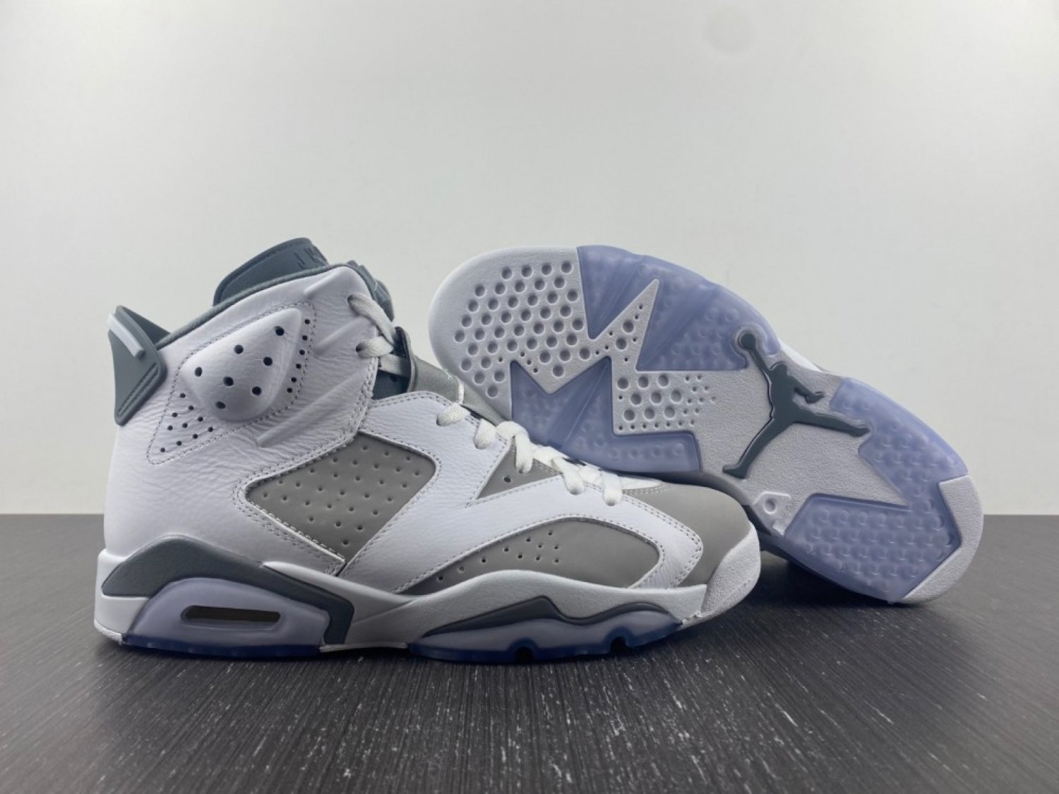 Air Jordan 6 White Medium Grey Cool Grey