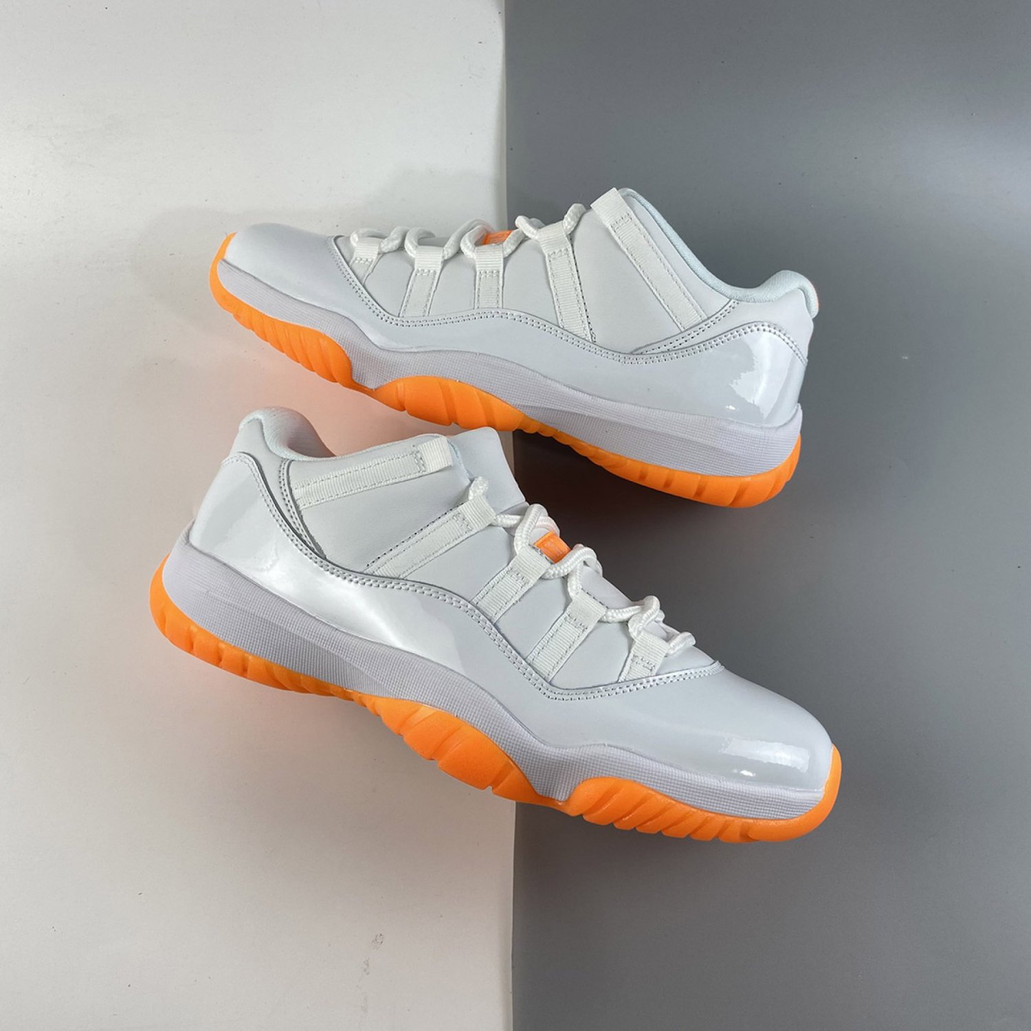 Air Jordan 11 Low White Bright Citrus