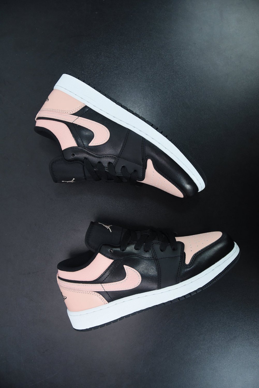 Jordan 1 Low &acirc;��Crimson Tint&acirc;��