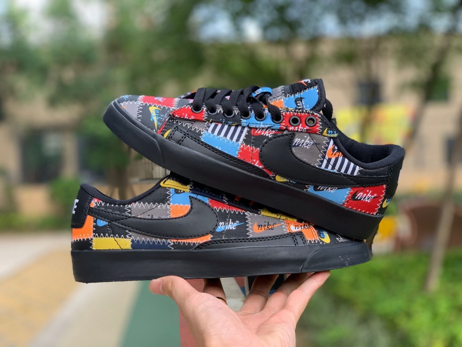 Jordan 1 Low Graffiti Black